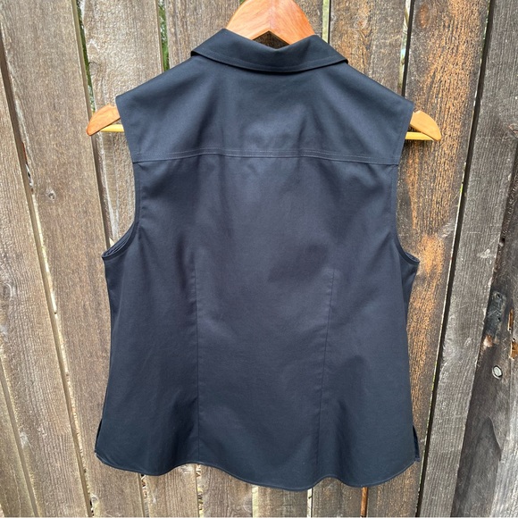 Chico’s Effortless Sleeveless Kady Button Down Top NWT Sz M/8 - Picture 8 of 11